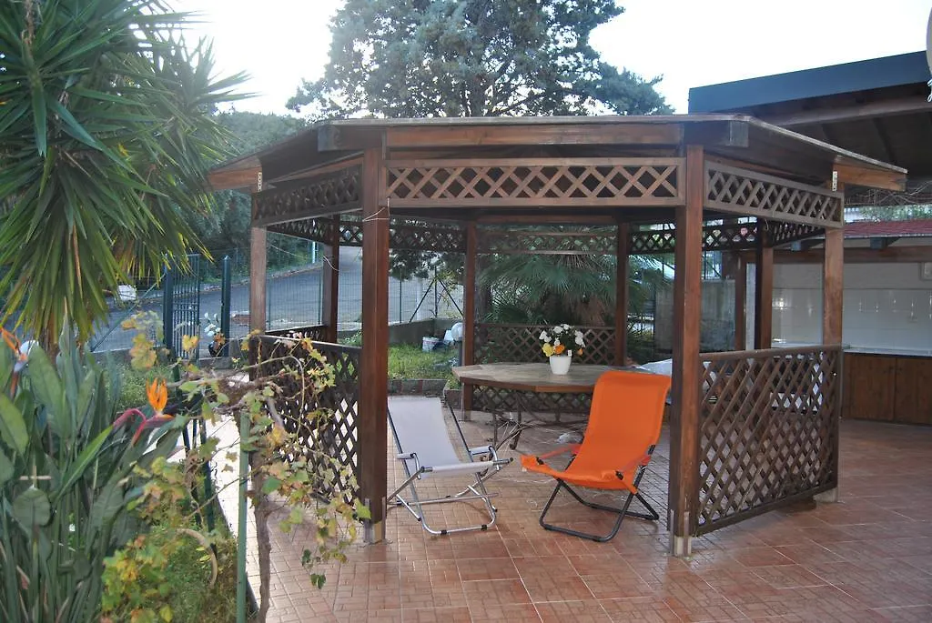 דירות אקוודולצ'י Al Gazebo